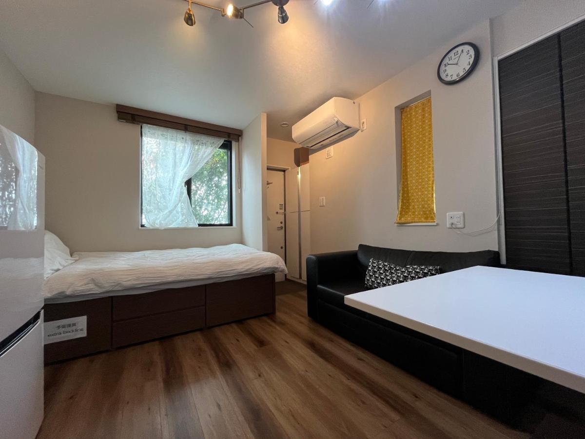 Bara 苑 目黒: Tranquil Luxury Near Hanami Spots Apartment